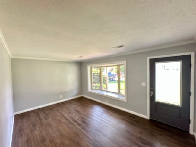 Photo - 1115 Patrick St