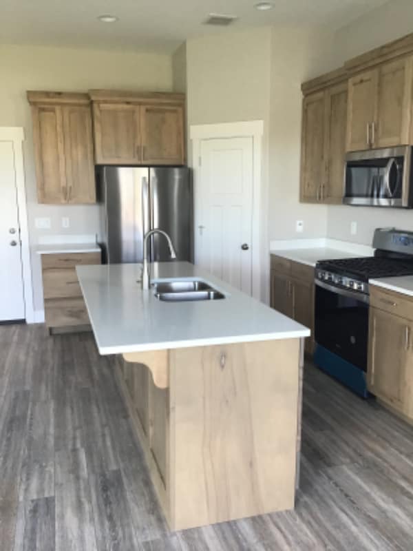 Photo - 209 Huntington St