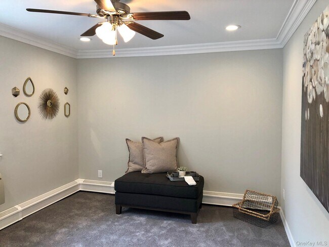 Photo - 53 Old Oak Ln Unidad 53B