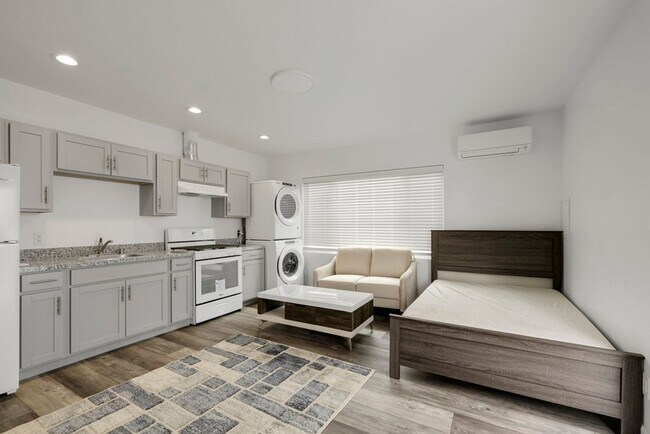 Photo - 550 Hathway Ave Apartamento Unidad 550 - A Hathway Ave