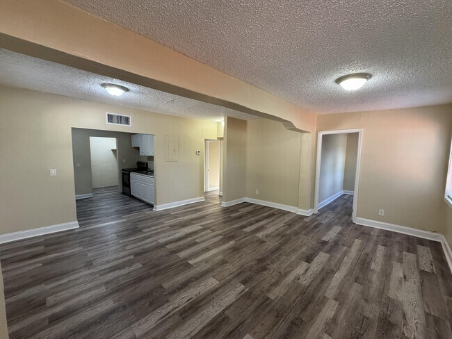 Photo - 2881 NW 11th Pl