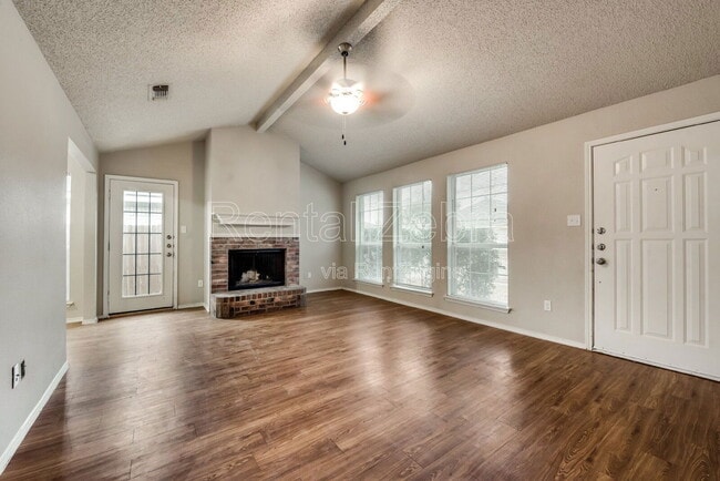 Photo - 2500 Stagecoach St