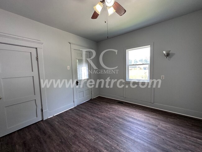 Photo - 15 N Jefferson St