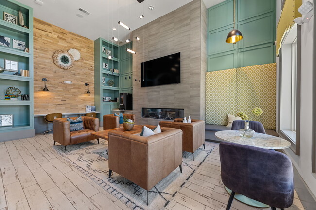 Leasing Office - Lakecrest Apartments