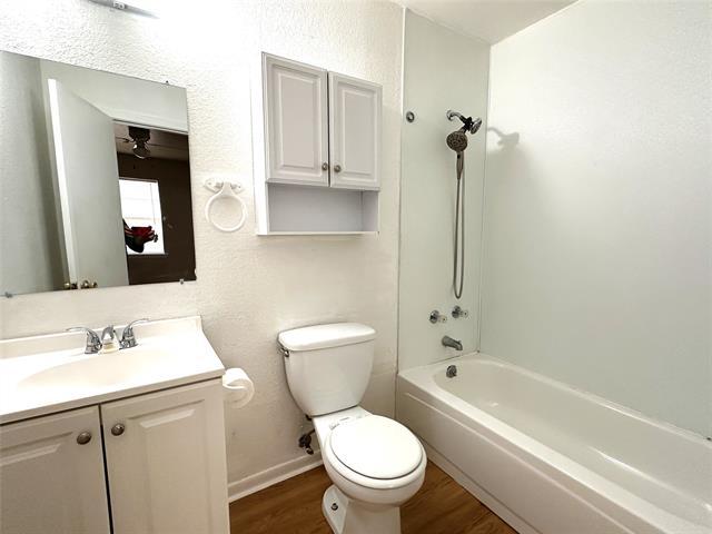 Photo - 1814 Spring Lake W