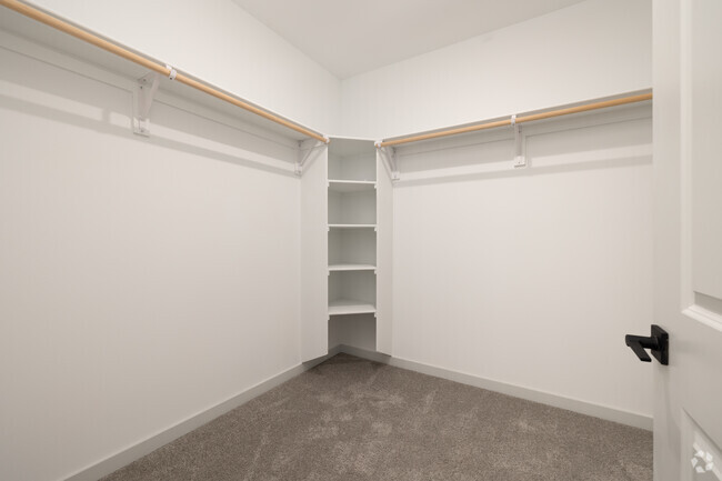2BR, 2BA - 1,226SF - Primary Bedroom Closet - Rewind at Crest Apartments