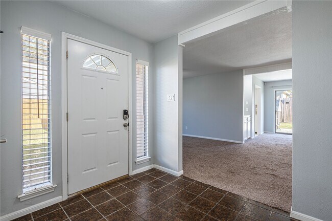 Photo - 10215 Kirkwren Dr