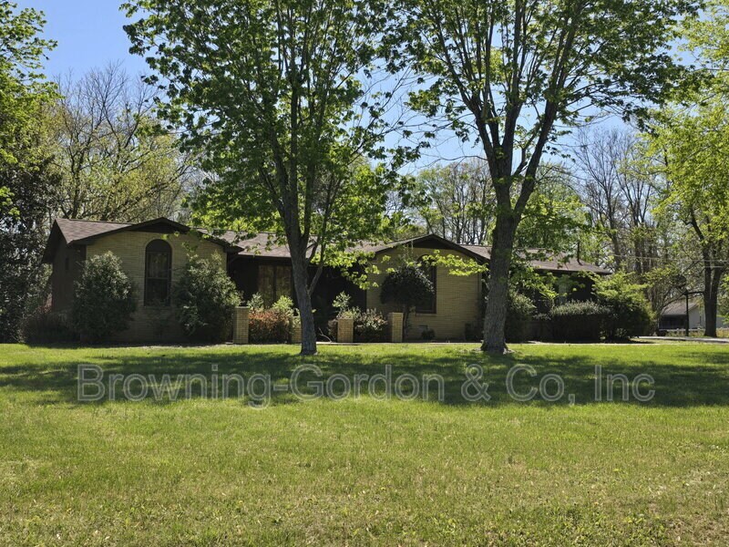 Photo - 2002 Gladeville Drive