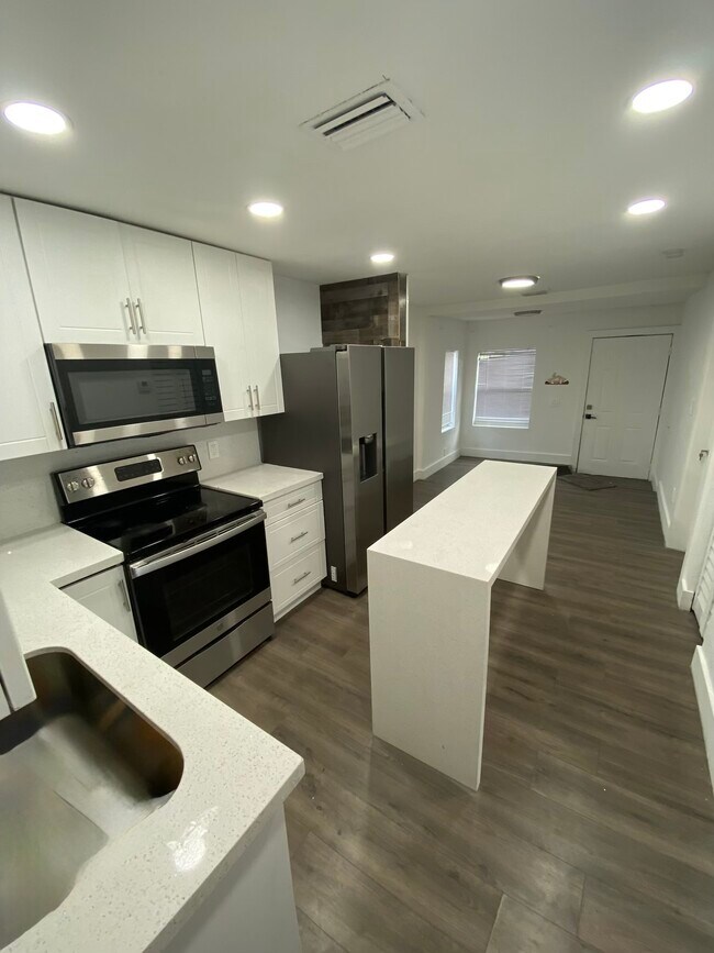 Photo - 2987 NW 44th St