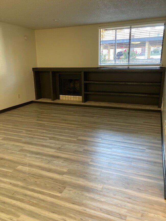 Photo - SW 1 bedroom 1 bath apartment for rent Unit 2214 #13