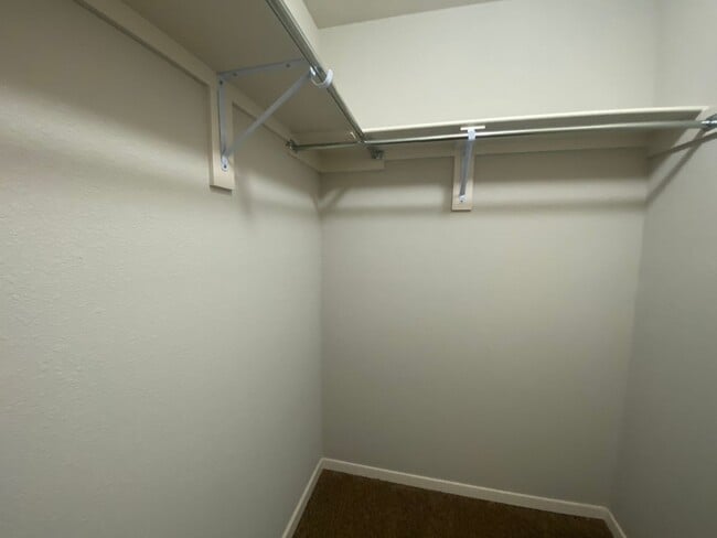 Photo - SUPER CLEAN 3bedroom/2bathroom home in Bro...