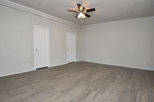 12573 Roy Harris Loop