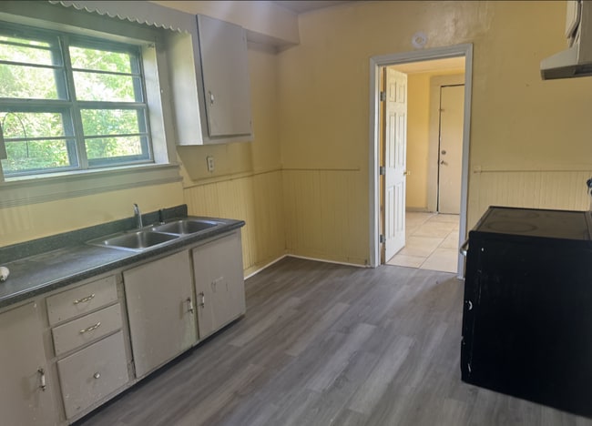 Photo - 1017 Hunter Ave