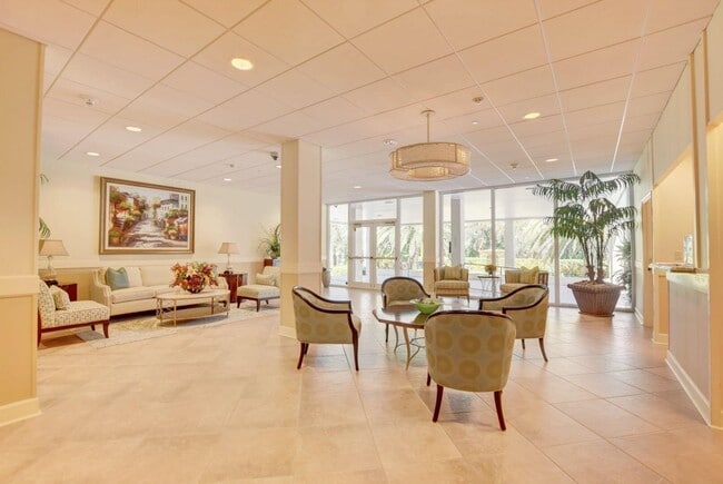 Photo - 1000 Lowry St Unit 6j