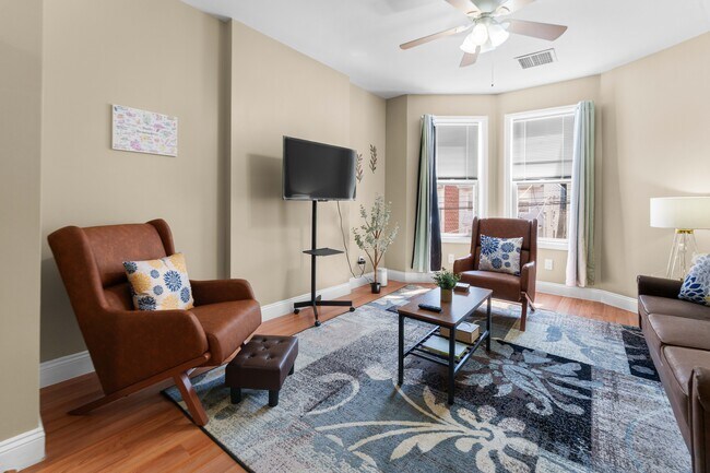 Photo - 172 Wilkinson Ave Unit 2