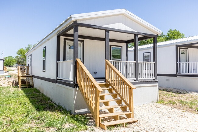 Photo - 193 Live Oaks St Unidad 7