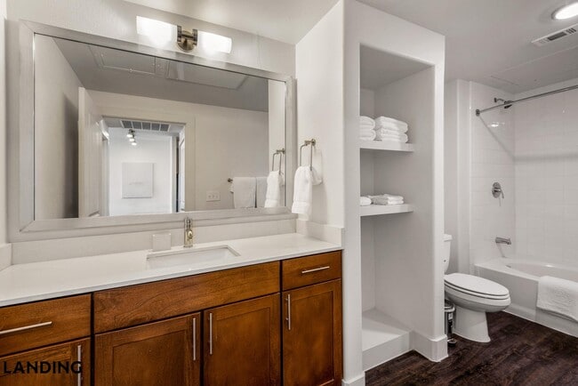 Photo - 1110 Parker St Unit 1105-053