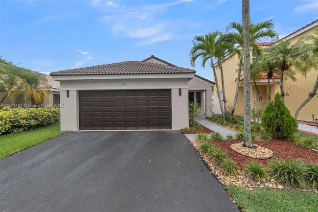 Photo - 1592 Salerno Cir