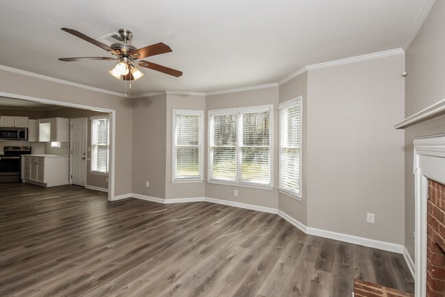 Photo - 2969 Kaley Dr NW