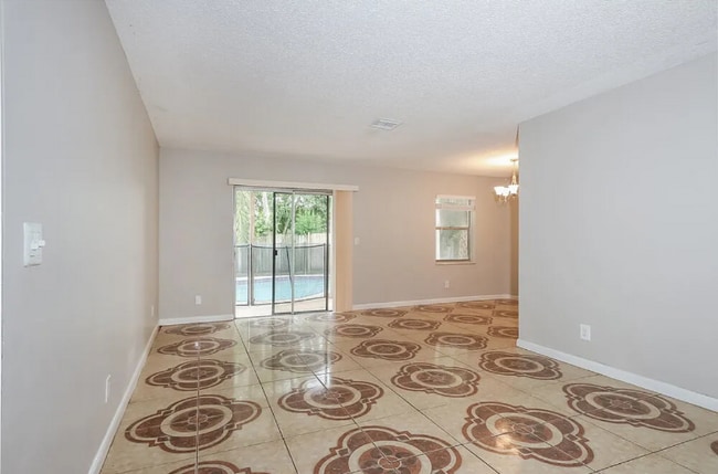 Building Photo - 1162 W Fernlea Dr Rental