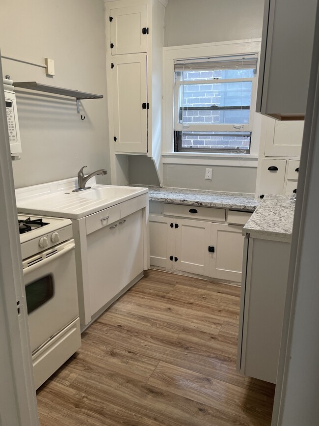 Photo - 222 Otis Avenue Unidad 7