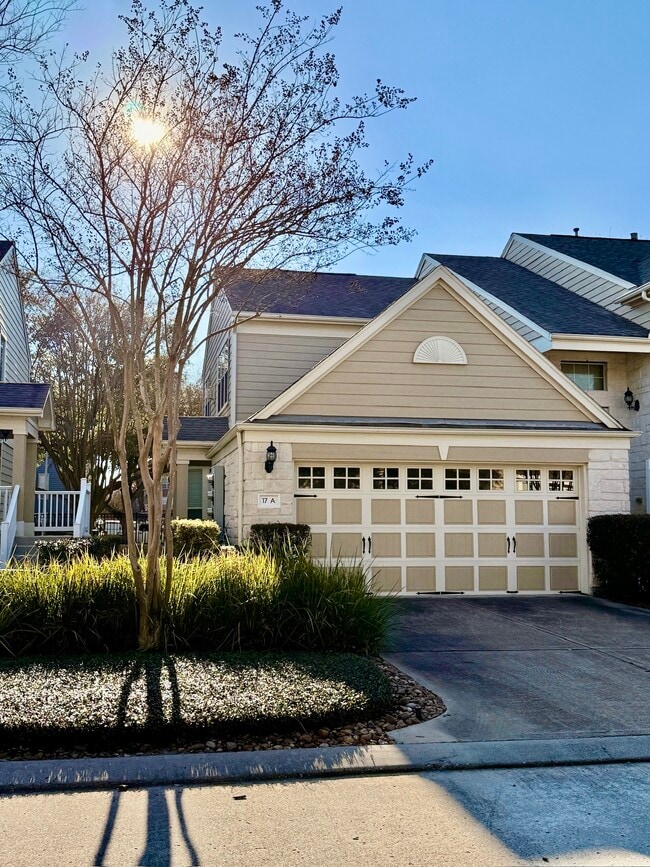 Building Photo - 13600 Breton Ridge St Unit 17A