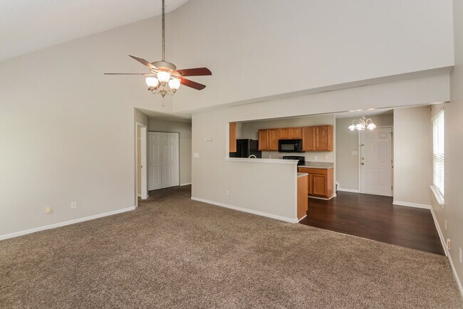 Photo - 10606 Pickerel Ln