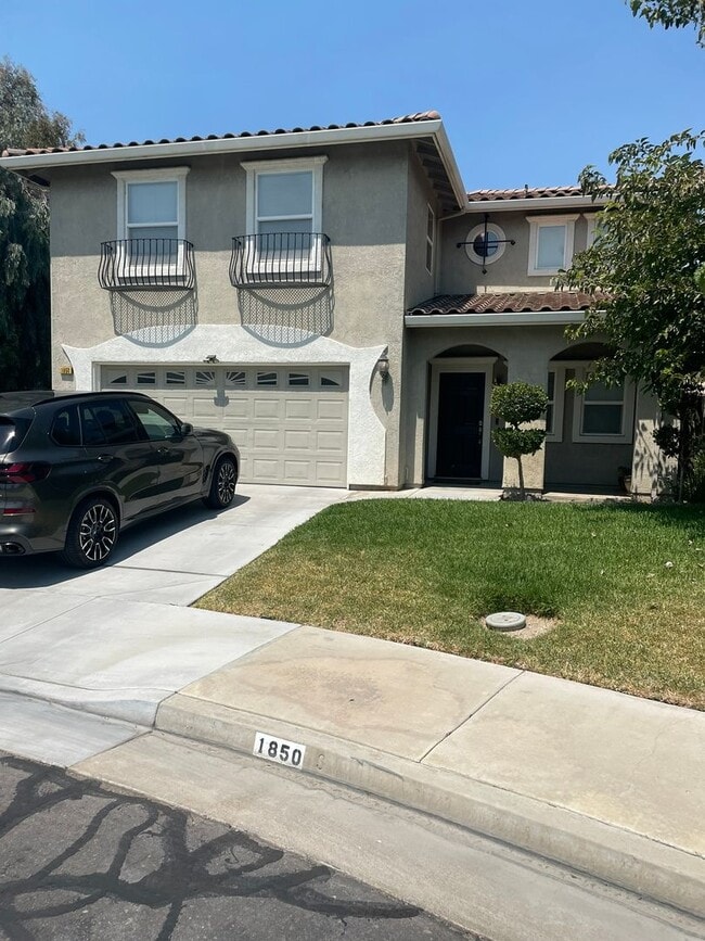 Spacious & Elegant 6-Bedroom, 3.5-Bath Hom... - Spacious & Elegant 6-Bedroom, 3.5-Bath Hom... Casa