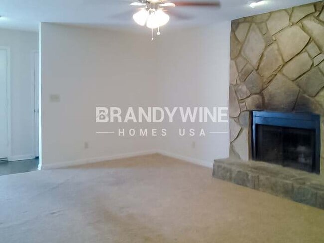 Photo - 3868 Springleaf Point