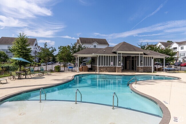 Building Photo - Creekside at Greenlawn Apartment Homes