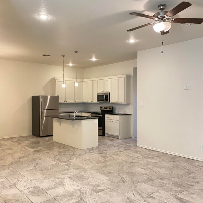 Photo - 5714 Lehigh St