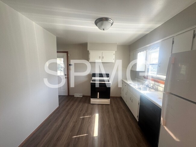Photo - 3726 Rolling Hill Ave NW