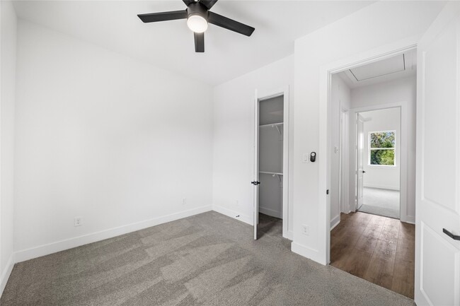 Building Photo - 1046 Marjorie St