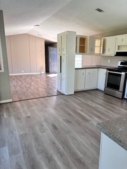 Photo - 127 Country Oaks St