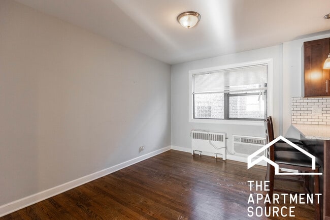 Photo - 6807 N Ridge Blvd Unit 101