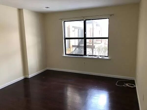 Photo - 311 N Oaks Blvd Unit 311N