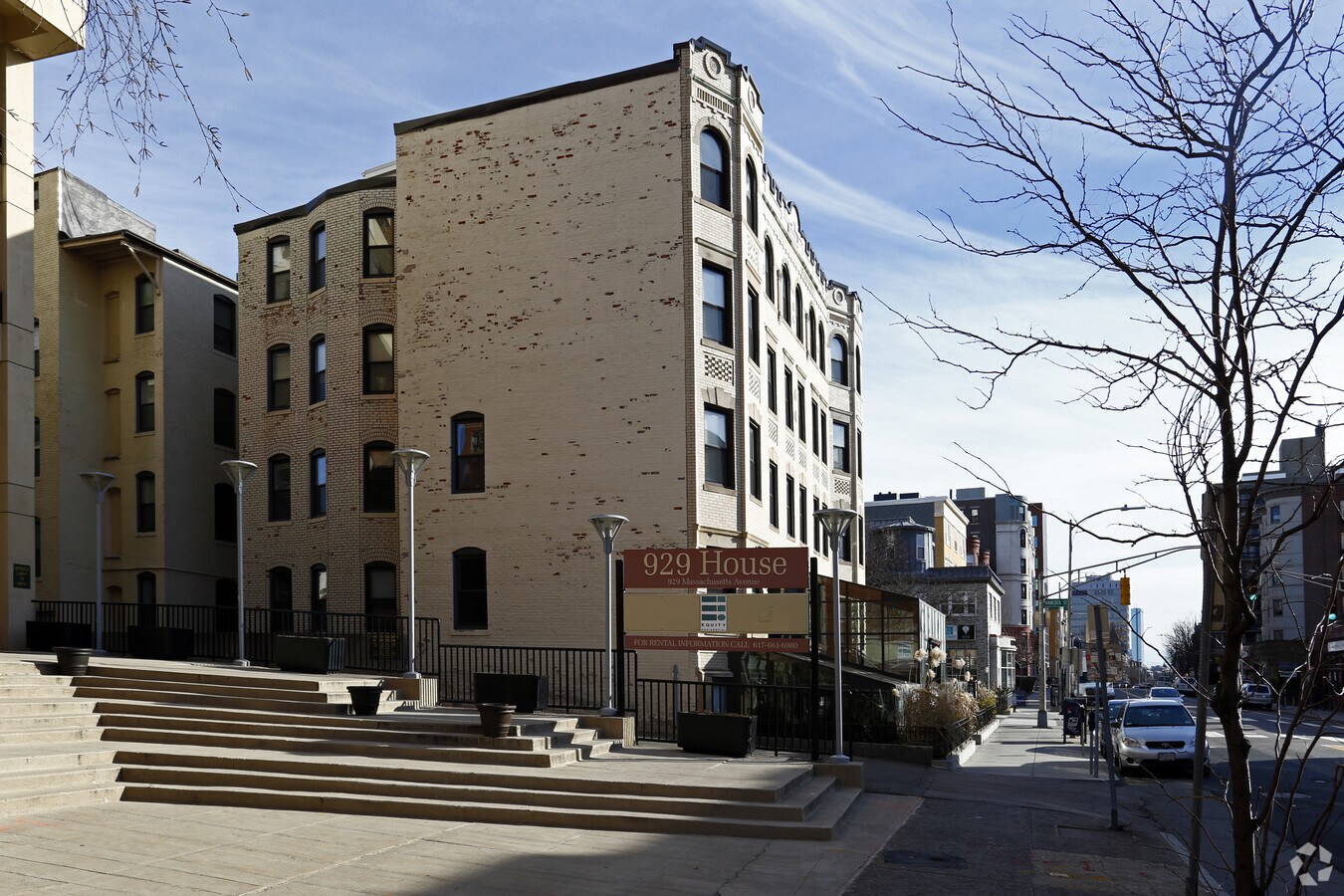 923 Massachusetts Avenue - 925 Massachusetts Ave