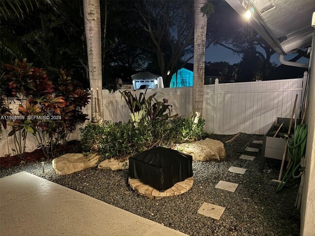 Photo - 8965 SW 59th Ct