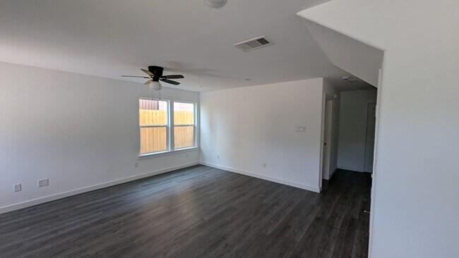 Photo - ? Modern 3-Bedroom Duplex with Open Layout ?