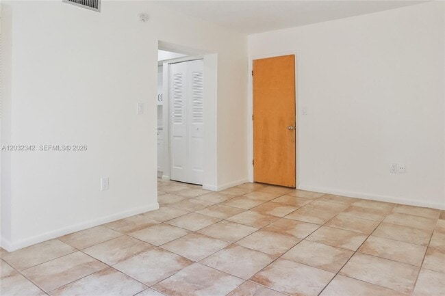 Photo - 11521 SW 109th Rd Unidad 10A