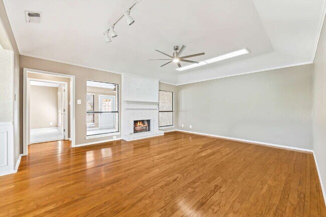 Photo - "Charming garden home offers 3-Bedroom Sanctuary with Cozy Fireplace in San Antonio – 1710 Sq Ft ...