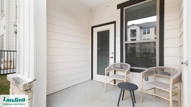 Photo - 12500 Shadowglen Trce Unidad 9203