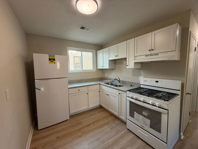 Photo - 2606 E Hennepin Ave Unit 1