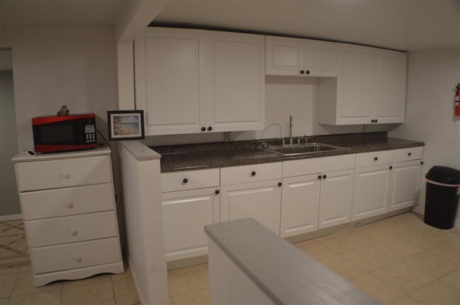 Photo - 2737 Garden St