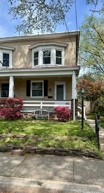 Photo - 133 E Main St