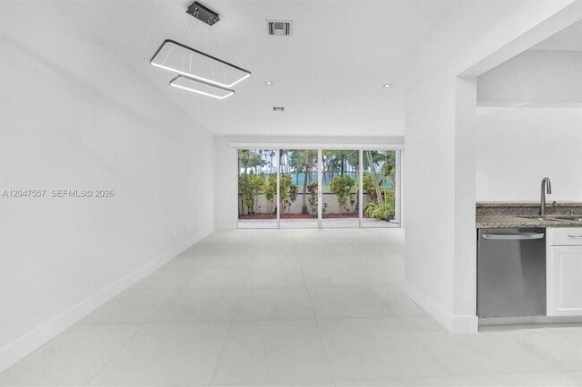 Photo - 21391 Marina Cove Cir