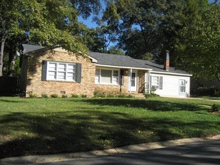 Building Photo - 3 Bedroom 2 Bath located in Brookhaven off Hargrove Road
