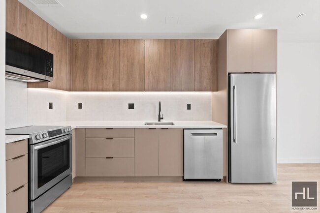 18 month lease free month's rent