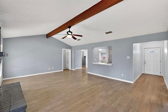 Photo - 2211 Sierra Dr