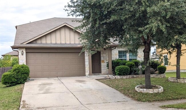 Photo - 108 Lavaca Loop House
